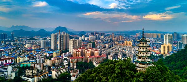 平果市—平果城区展新貌.jpg